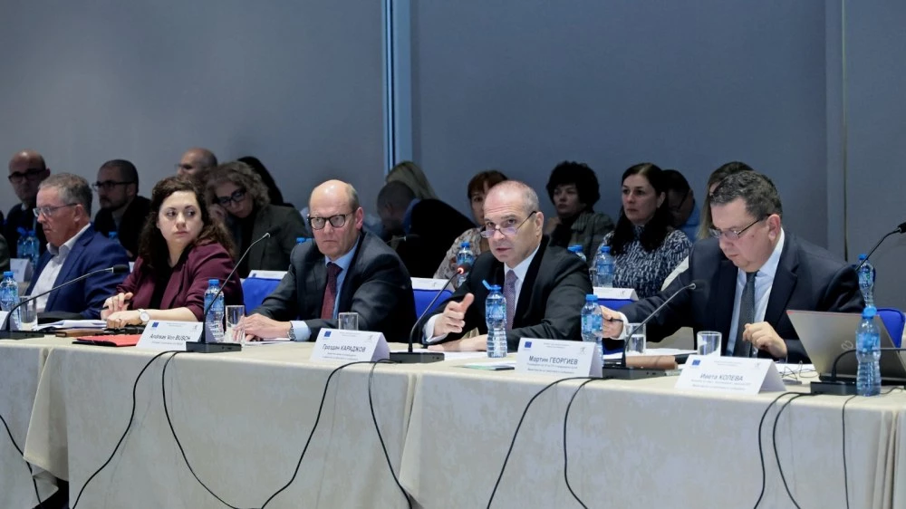 Караджов от Пловдив: През януари ще обявим втората процедура за електрически зарядни станции на стойност 19,5 млн. лева