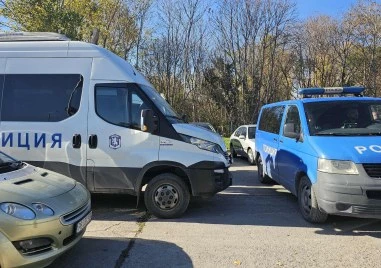Показен арест в Столипиново, хванаха известен дилър и жена му