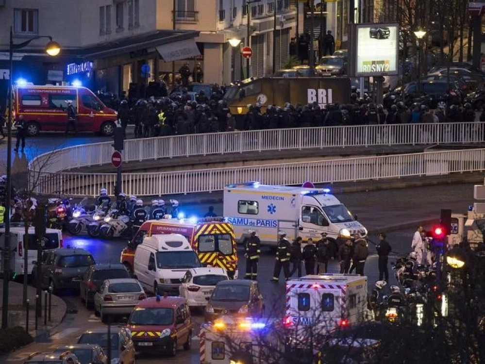 Франция отбелязва 10 години от кървавите атентати в Париж