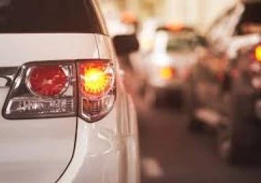 Румен Дунев обясни за кои коли ще са задължителни и задни светлини през деня