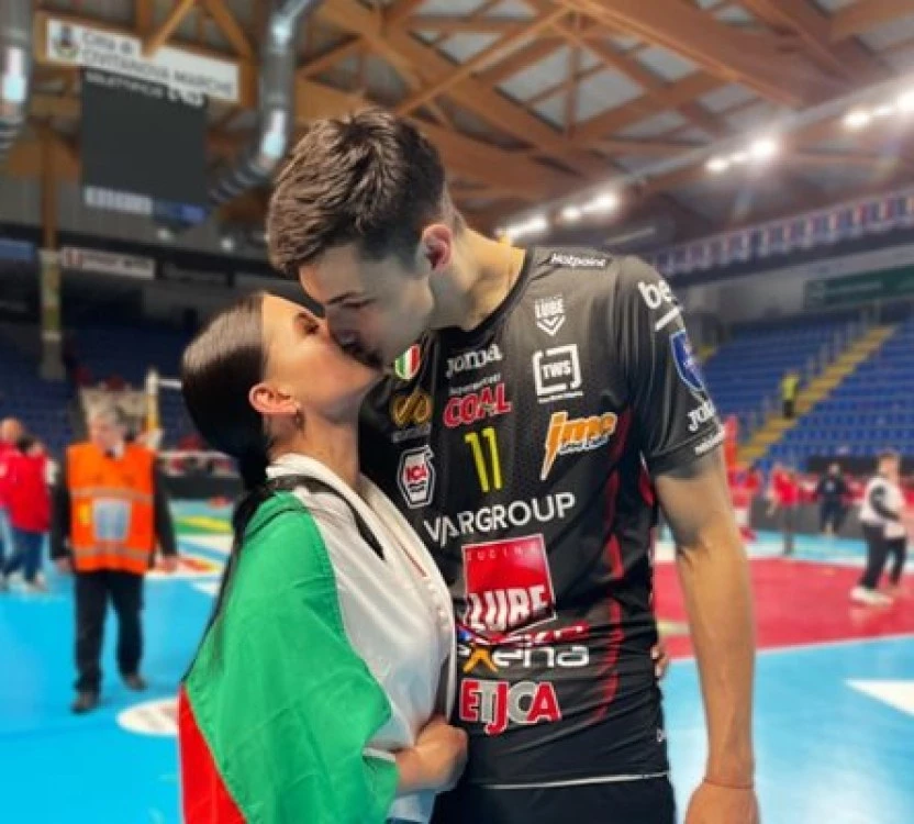 Годеницата на Алекс Николов: Имам диабет и тялото ме предава, но той е винаги до мен