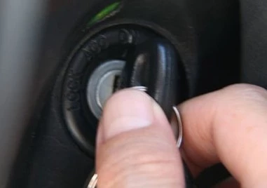 Какво да направим, ако колата не запали в студено утро?