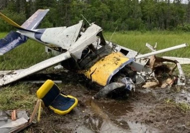 Самолет катастрофира в Северна Сърбия, единият пилот е загинал на място