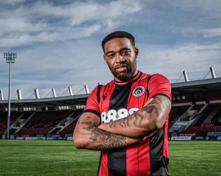 Локо София взе бивш играч на Ливърпул с над 100 мача във Висшата лига