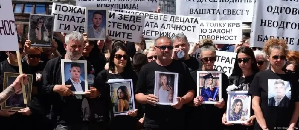 Родителите на загиналите при пожара в дискотека в Кочани организират шествие