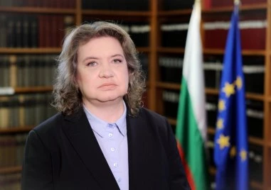 Киселова: Интересът на България е Лукойл да продължи да плаща данъци