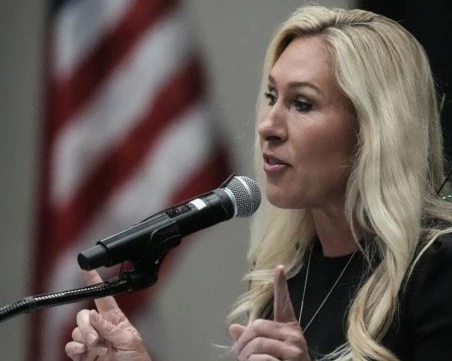 Доскорошна съюзничка на Тръмп го обвини, че е изложил живота ѝ на опасност