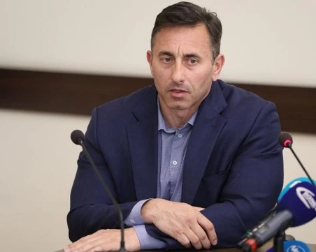 Румен Спецов е бил предложен за поста на особен управител с доклад на министъра на икономиката