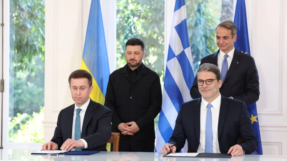 Гърция и Украйна подписаха споразумение за транзит на американски втечнен природен газ през България