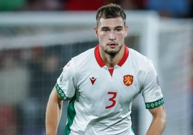 Атанас Чернев е първият футболист, който си вкарва два автогола за националния отбор