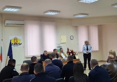 Началникът на сектор „Охранителна полиция в Пето РУ  се пенсионира след 35 години служба
