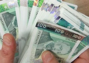 Над 110 хил. лева са открити в дома на задържания митнически инспектор в Драгоман