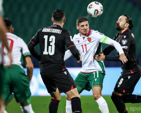 Националите удариха Грузия в последния си мач от квалификациите и записаха първа победа от година