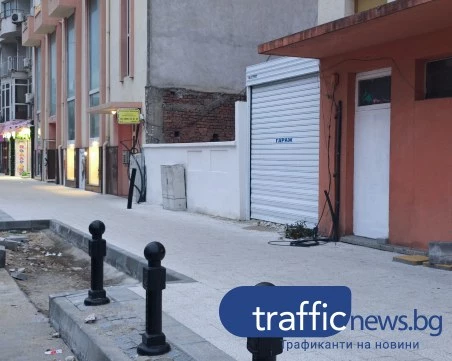 Бордюр вместо вход: Пловдивчанка остана със „заключен гараж