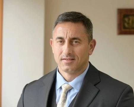 Румен Спецов освободи Евгени Маняхин от поста председател на УС на 