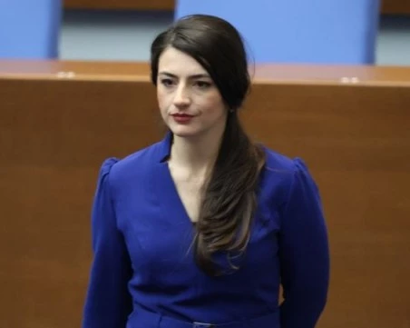 Тръгва делото срещу Лена Бориславова за фалшифициране на документи