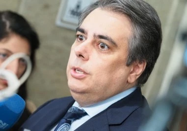 Асен Василев: В Банкя е имало тайна закуска между Борисов, Валентин Златев и Румен Спецов