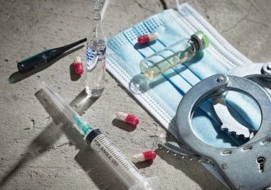 Намериха забранени предмети в ареста във Варна, петима служители са задържани