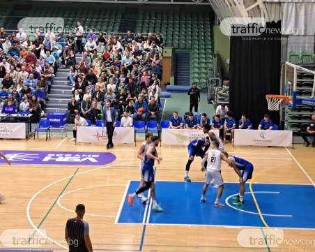 Страхотна драма след продължения и пред пълна зала Локо взе първото пловдивско дерби в баскетбола от 64 години