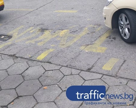 Глобиха шофьори на такси, обособили сами своя стоянка край Автогара Юг