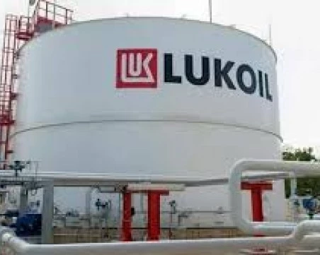 Още един американски петролен гигант има интерес към закупуване на активи на „Лукойл