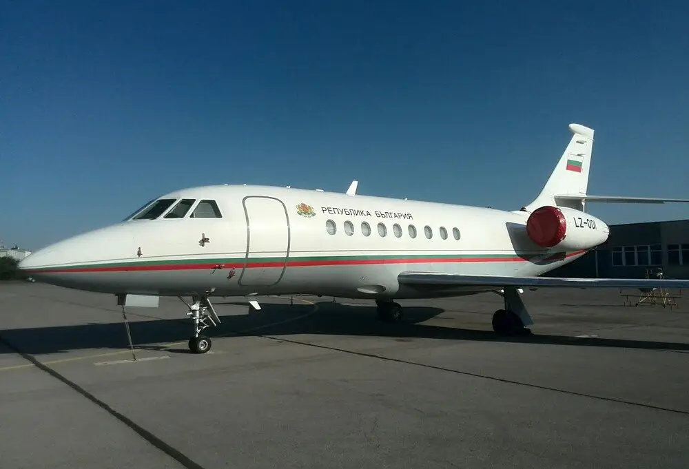 Продават правителствения 