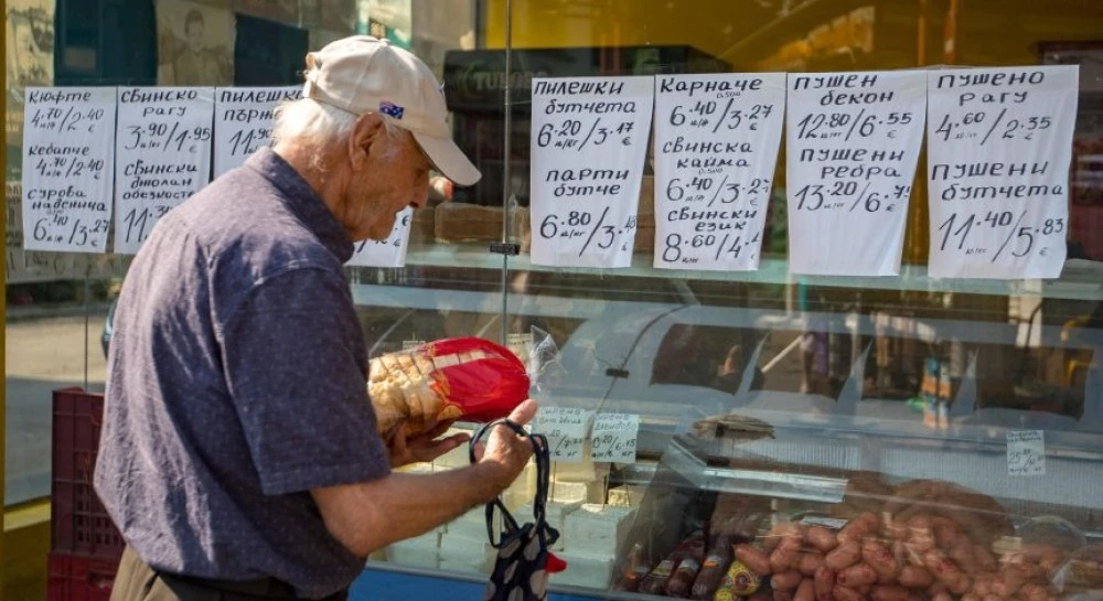 БАБХ реагира на браншови сигнал за скок на хранителните цени заради еврото