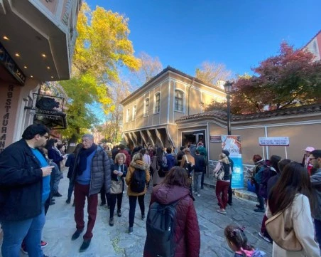 Ограничават движението на улица в Стария град утре