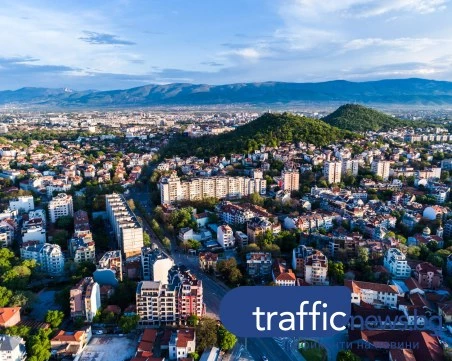 Жълт код за силен вятър в 18 области на страната, в Пловдив - до 19 градуса