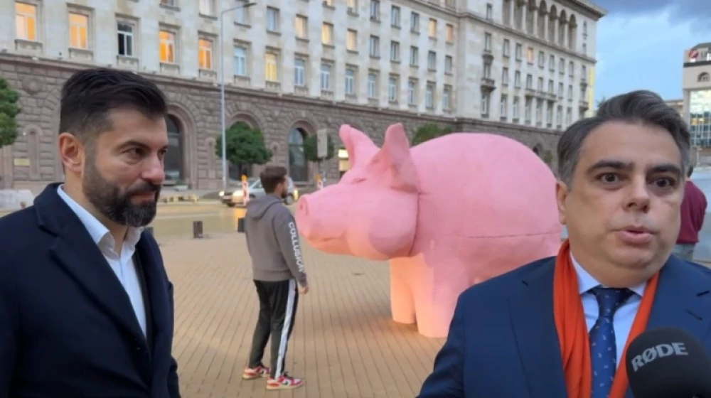 Асен Василев: Бюджет 2026 г. взема по 600 лева от всеки с вдигането на осигуровките