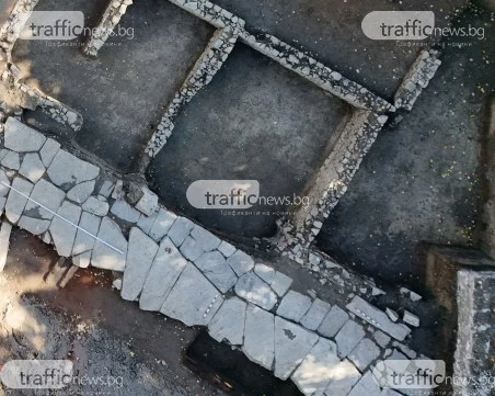 Археолози откриха погребение на византийска аристократка с безценни златни накити в Пловдив