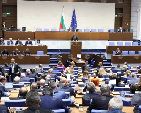 Въпреки критиките: Приеха на първо четене бюджета за 2026 г.