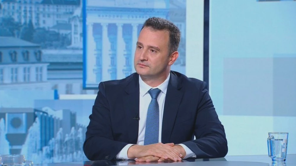 Жечо Станков: Имаме бензин за половин година, а дизел - за четири месеца