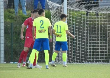 Драматично голово равенство в дербито между Марица и Спартак