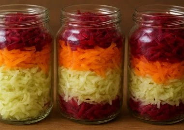 Рецепта за туршия от зеле, моркови и червено цвекло