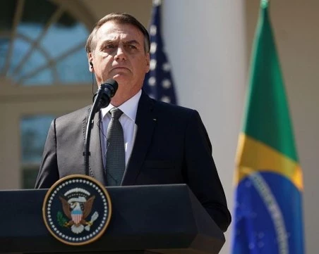 Арестуваха бившия президент на Бразилия Жаир Болсонаро