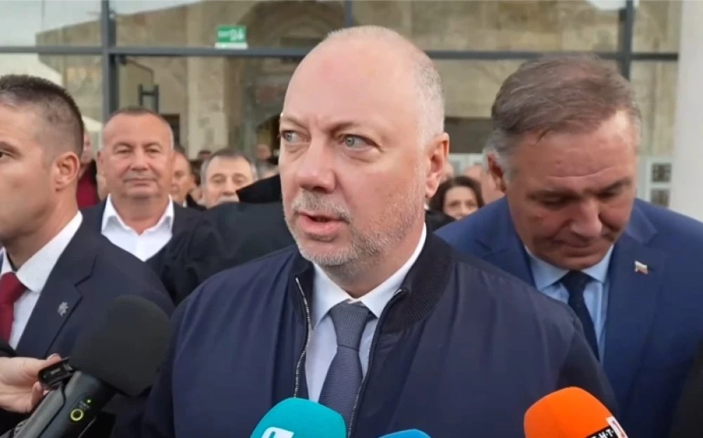 Желязков: Приветстваме усилията на Тръмп за постигане на траен мир в Украйна