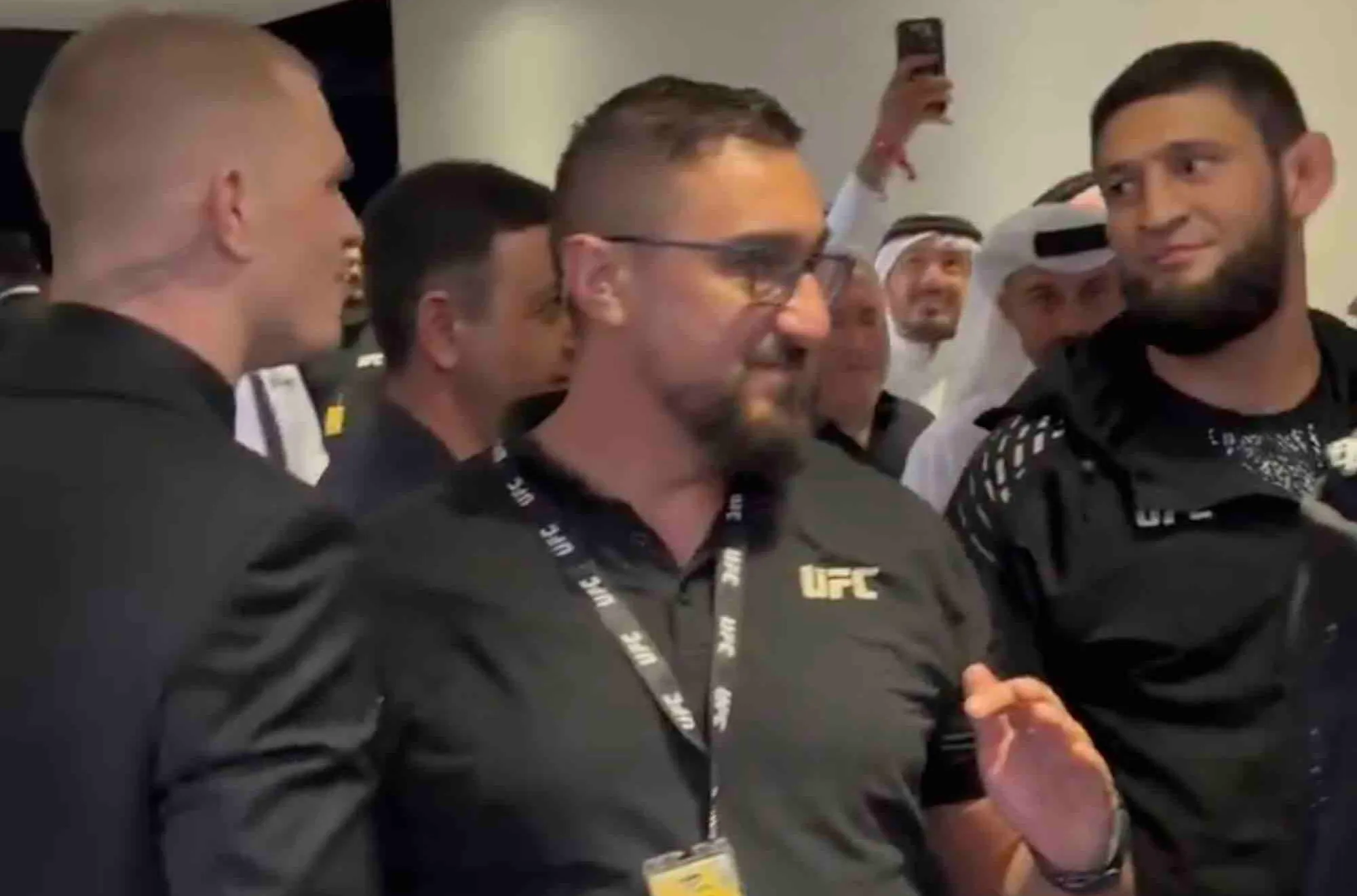 Хамзат Чимаев и Мачадо Гари със сблъсък зад кулисите след UFC Fight Night 265