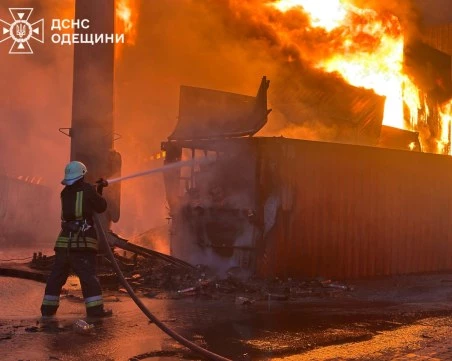 Руски дронове поразиха Одеса, взривове отекват в града