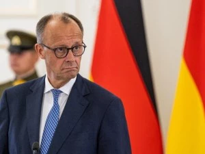 Мерц: Русия трябва да участва в преговорите за прекратяване на войната в Украйна