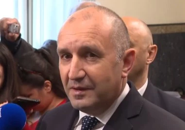 Румен Радев: Бюджетът очевидно мами с абсолютно нереалистични приходи