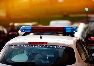 Ужасяващо сексуално посегателство в Рим: Трима изнасилиха млада жена пред очите на годеника й