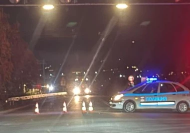 Семейство загина при жесток челен удар между тир и кола на Околовръстното на Пловдив