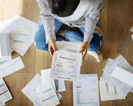 Близо една четвърт от европейците закъсняват с плащането на сметките си