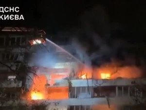 Заплаха от ракетни удари за цяла Украйна: Мощни експлозии убиха един и раниха 7 души в Киев