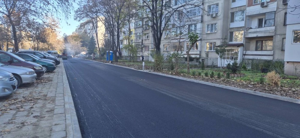 Завърши ремонтът на локалното платно на част от бул. „Никола Вапцаров