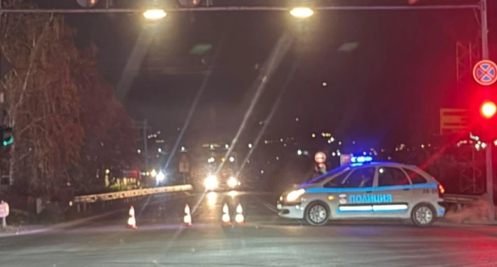 Семейство загина при жесток челен удар между тир и кола на Околовръстното на Пловдив