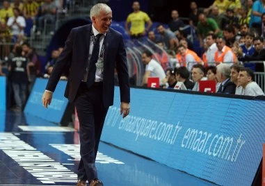 Един от най-успешните треньори в баскетбола изненадващо подаде оставка