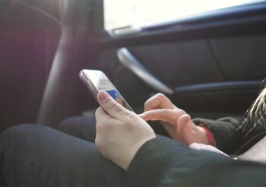 Евродепутатите искат социалните медии да не са достъпни за деца под 16 години