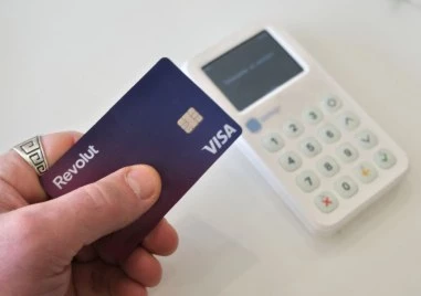 От утре: Revolut спира да обработва левови преводи